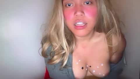 YourDreamGirl Emma  online show from February 27, 7:45 am