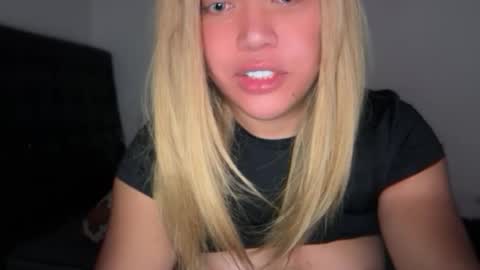 YourDreamGirl Emma  online show from March 8, 3:43 am