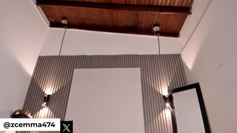 emmazc_ online show from October 24, 9:15 pm