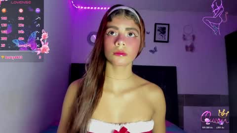 Emmie online show from May 17, 11:58 pm