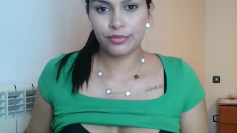 emmie online show from September 12, 4:31 pm