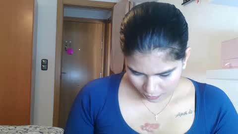 emmie online show from October 30, 9:32 am