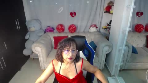 Emmily online show from February 25, 12:25 am