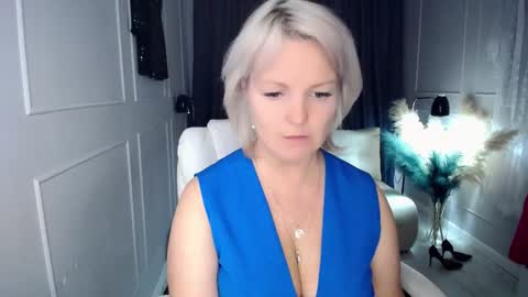 emmmam online show from November 20, 8:35 am