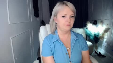 emmmam online show from March 3, 1:07 pm