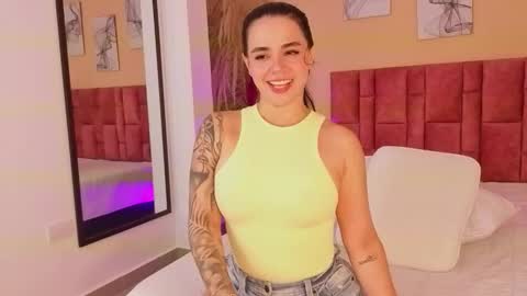 emmy_danielss online show from March 6, 12:15 pm