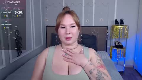 Emmy  online show from February 6, 6:40 am