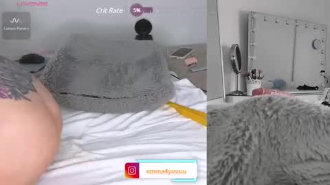 Snapshot of emmybum chatting on February 9, 9:58 am Emmy online show from February 9, 9:58 am