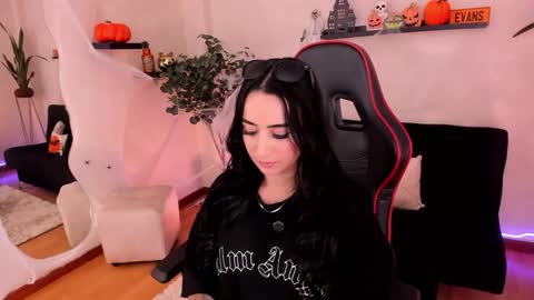 Emmy Evans  online show from October 20, 8:14 pm