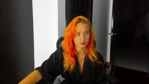 Emmylie online show from March 1, 11:47 am