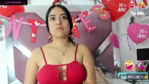 emmymiller1 online show from February 14, 7:44 pm