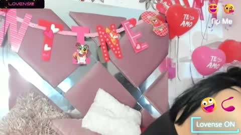 emmymiller1 online show from February 13, 7:52 pm