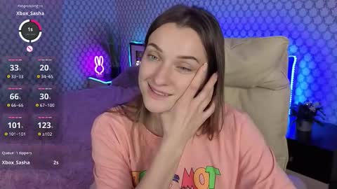 Emma online show from November 7, 5:26 pm