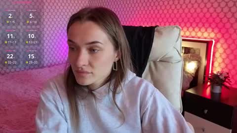 Emma online show from September 25, 9:27 am