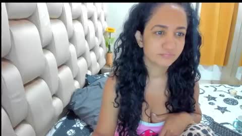 emperatriztapia online show from February 13, 10:02 am
