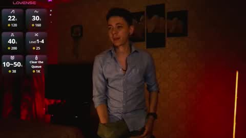 emveeboy96 online show from January 16, 10:30 pm