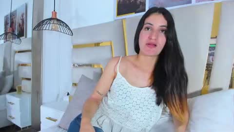 EMY FERRER online show from July 25, 5:38 am