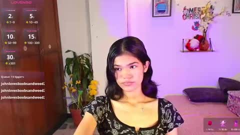 emycarver09 online show from November 24, 12:15 pm