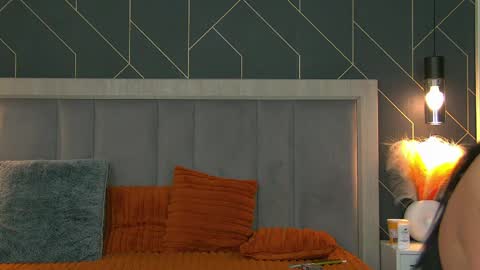  Emy  online show from April 22, 8:21 am