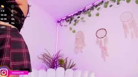 Emily online show from November 4, 9:16 pm