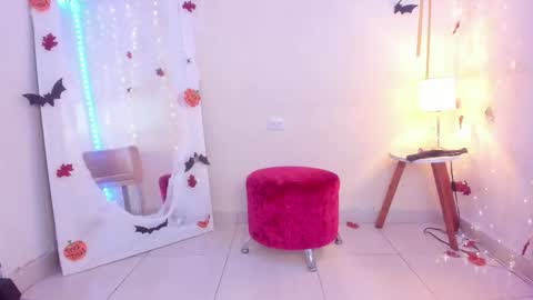 EMYLY  online show from October 14, 10:02 pm