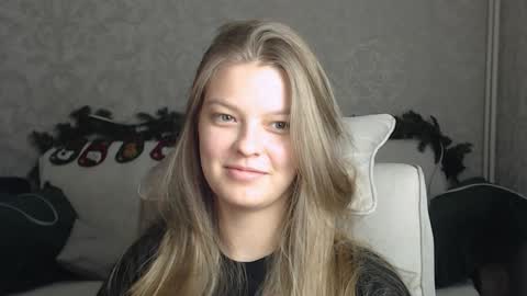 EmySway online show from January 28, 1:38 pm