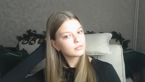 EmySway online show from January 7, 2:51 pm