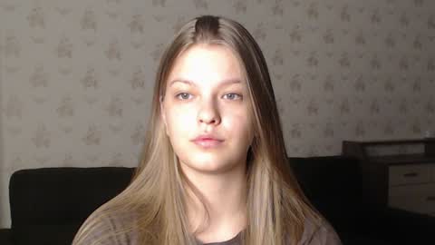 EmySway online show from December 21, 10:40 pm