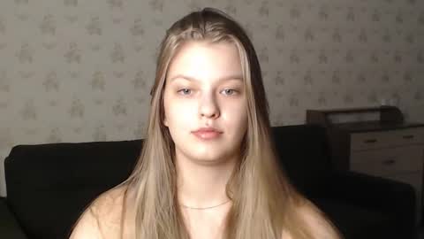 EmySway online show from March 8, 9:50 am