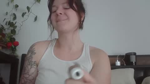 endlessly evie online show from January 27, 8:17 pm