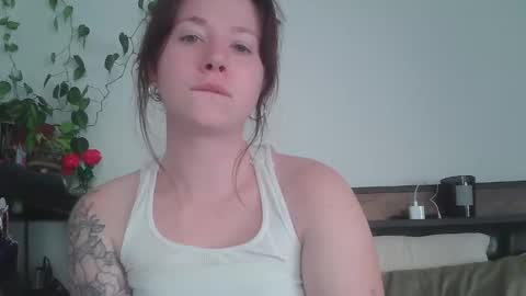endlessly evie online show from January 28, 12:26 am