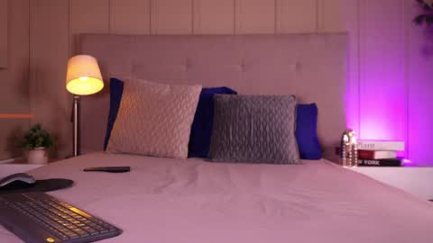 Endy online show from April 7, 12:40 pm