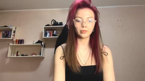 Margot online show from April 14, 4:10 pm