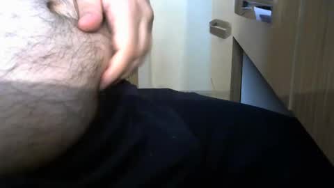 Snapshot of engin_83 chatting on October 18, 7:40 pm engin_83 online show from October 18, 7:40 pm