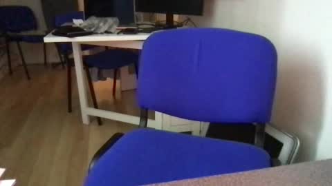 Snapshot of englefield chatting on December 1, 4:43 pm englefield online show from December 1, 4:43 pm