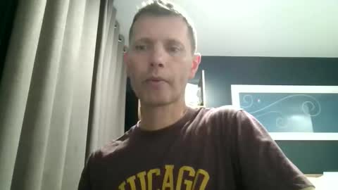 EnglishGuy183 online show from March 17, 9:09 pm