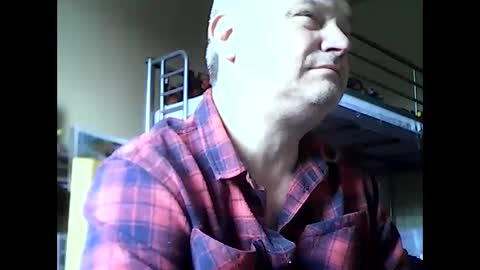 englishguysurrey online show from September 16, 9:23 am