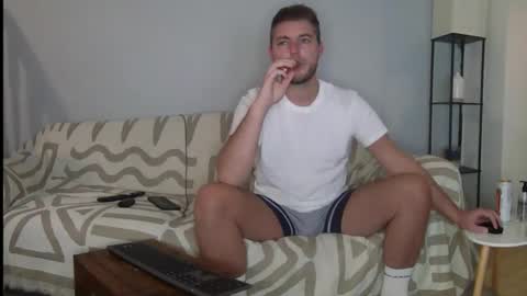 Englishladxxx online show from September 10, 7:59 pm