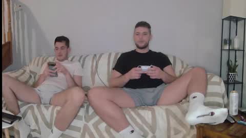 Englishladxxx online show from December 17, 8:54 pm