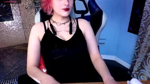 enifery online show from February 19, 6:18 pm