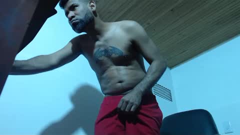 enriblack92 online show from December 14, 10:50 pm