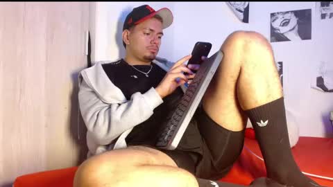 enrique online show from February 4, 5:00 am