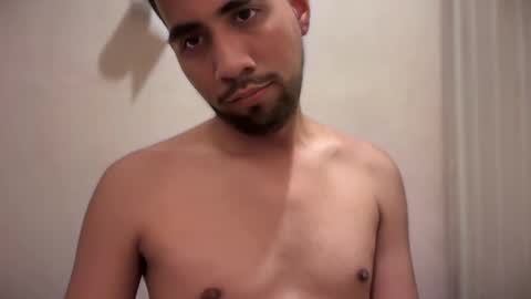 Enriquegc197 online show from February 11, 9:25 pm