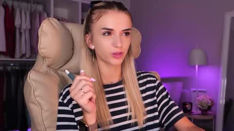 entya online show from September 30, 5:51 am