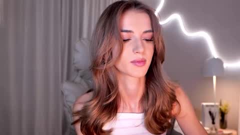 entya online show from October 20, 5:12 am