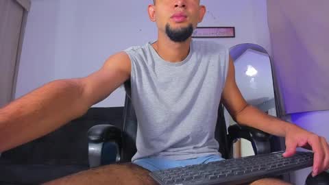 enyel_100 online show from June 5, 2:51 am