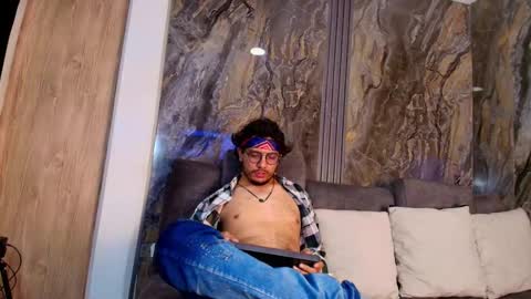 Enzo online show from December 2, 1:53 pm