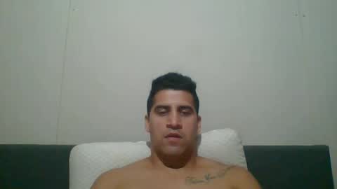 Snapshot of enzoron chatting on January 9, 1:39 am enzoron online show from January 9, 1:39 am