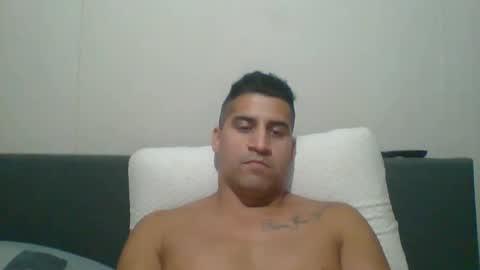 Snapshot of enzoron chatting on December 20, 3:36 am enzoron online show from December 20, 3:36 am