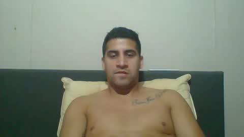 Snapshot of enzoron chatting on February 5, 4:16 am enzoron online show from February 5, 4:16 am
